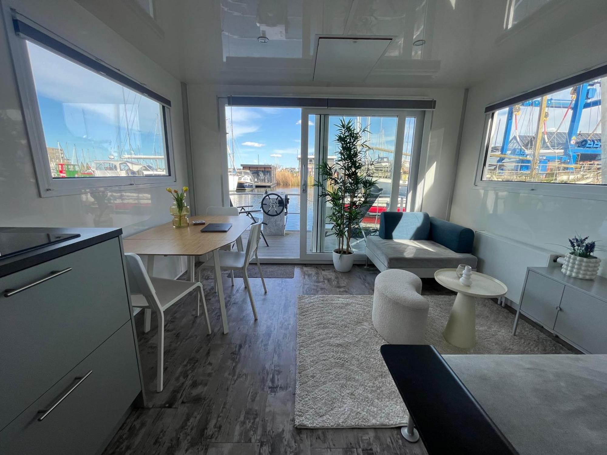 Tiny Lake Houses Near The Beach And Centre By Weltevreden Experience زيفولد المظهر الخارجي الصورة
