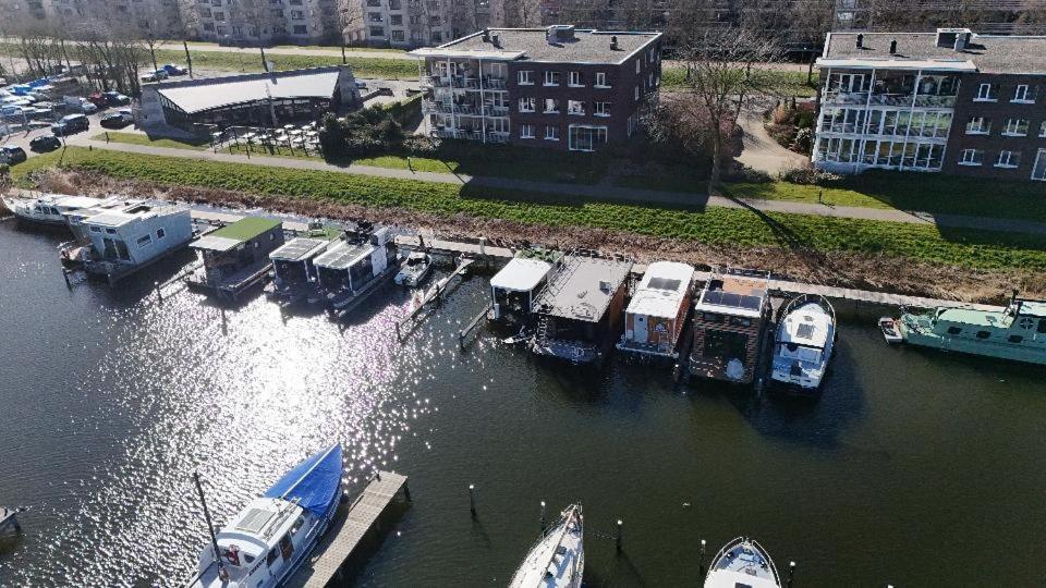 Tiny Lake Houses Near The Beach And Centre By Weltevreden Experience زيفولد المظهر الخارجي الصورة